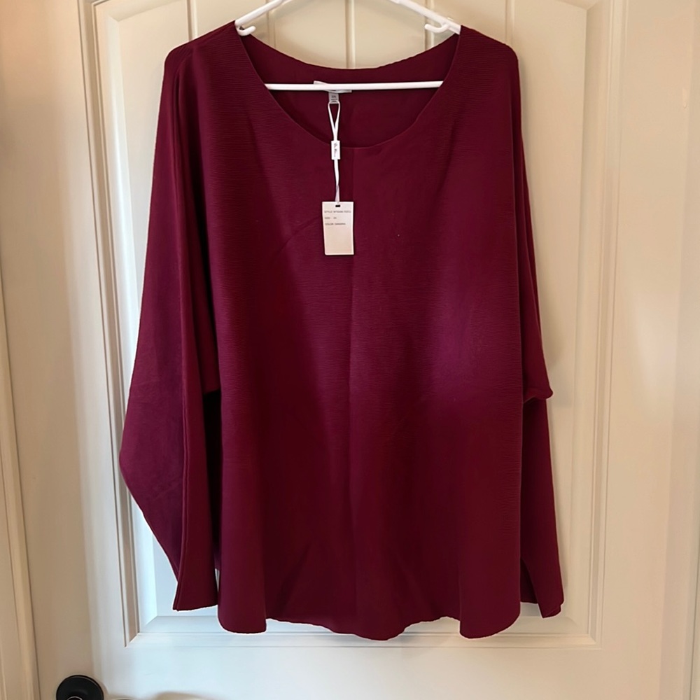 Plus size 3x new with tags sweater.  Vila Milano